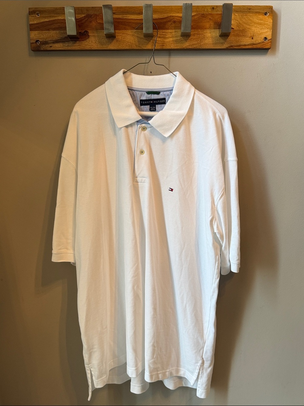 Tommy Hilfiger - White Short-Sleeve Men’s Polo with Flag Logo